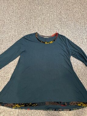 Chalet et Ceci Teal Long-Sleeve Scoop Neck Swing Top with Multicolor Trim